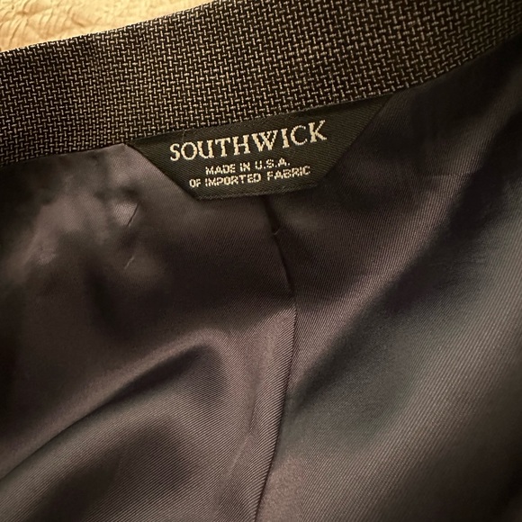 Southwick Hannon Williams 100% Wool Suit in Light Charcoal. Men’s Size 44R. - Picture 3 of 8